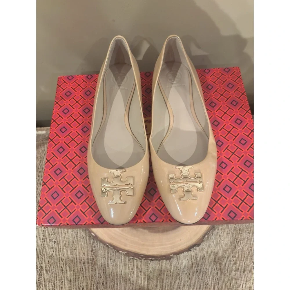 Tory Burch Raleigh Patent Leather Ballet Flats‎ BEIGE Size 8